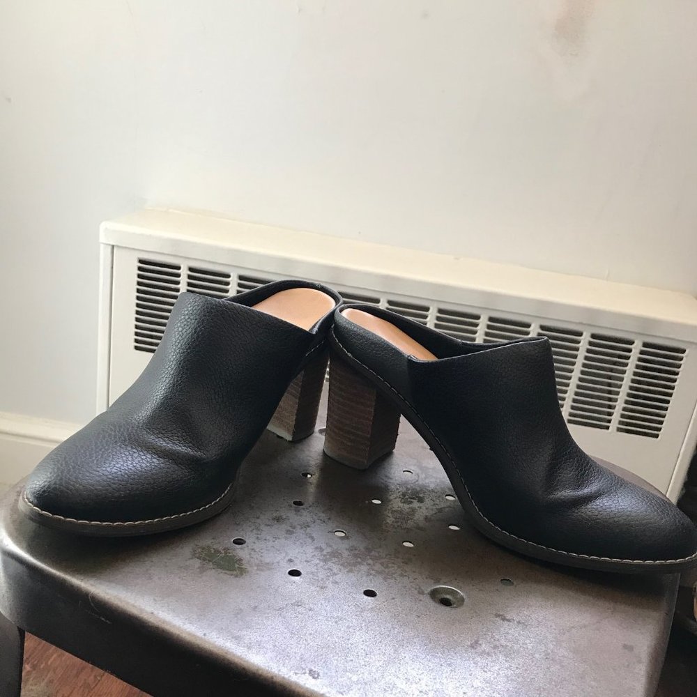 Dr. Scholl's black mules